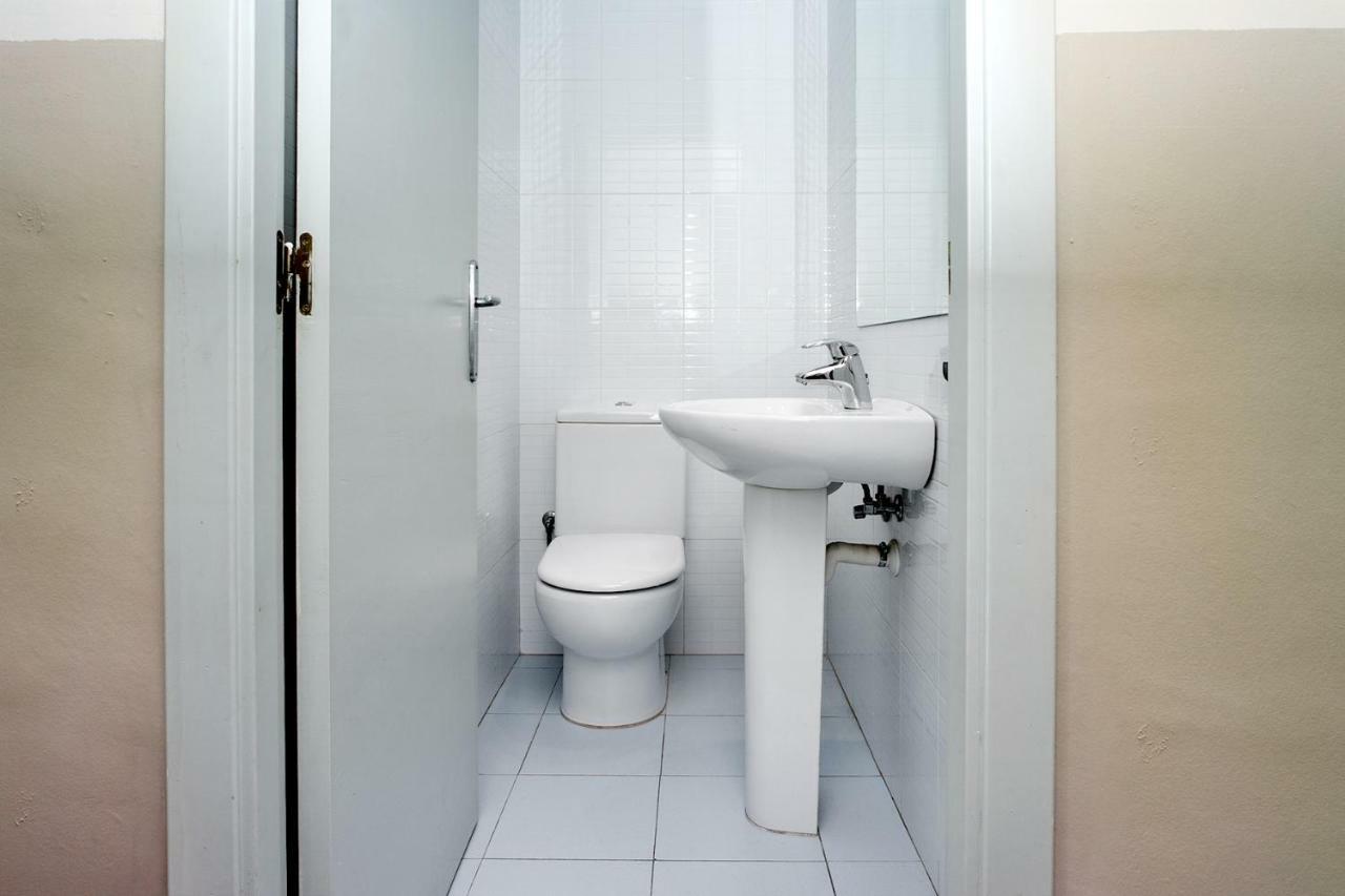 Apartamento Con Terraza, Balcon De Barcelona Esplugues de Llobregat Bagian luar foto