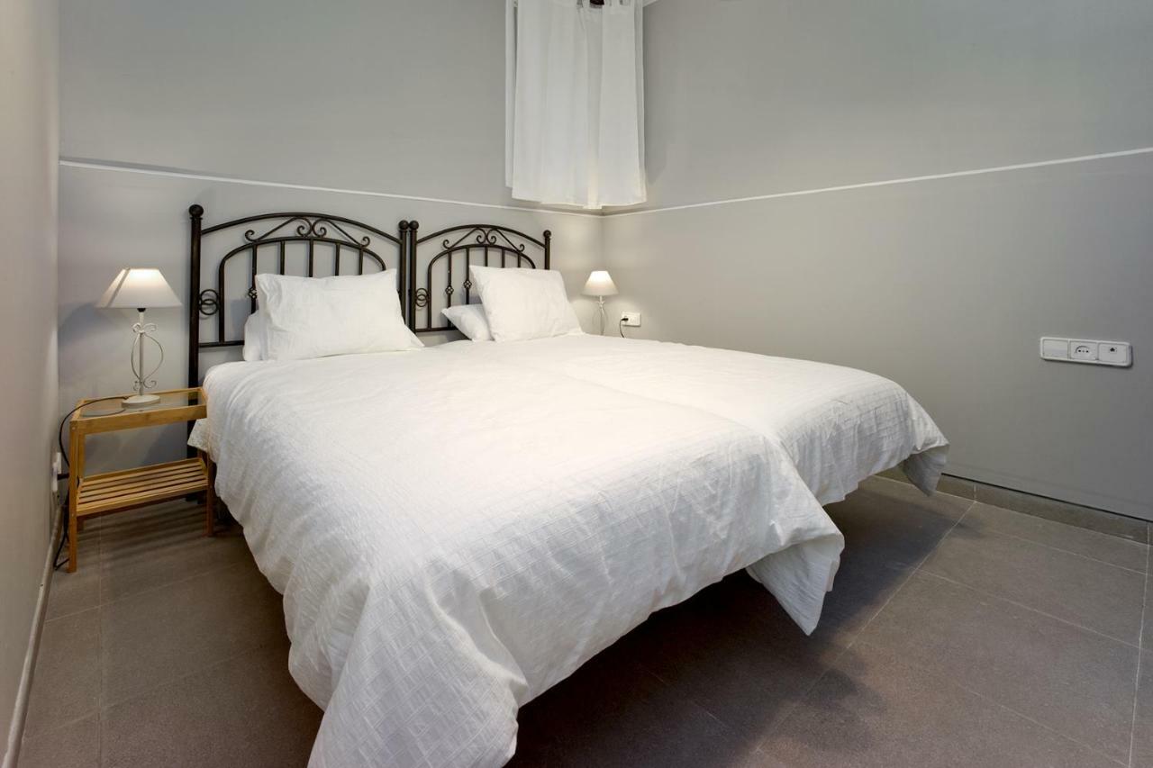 Apartamento Con Terraza, Balcon De Barcelona Esplugues de Llobregat Bagian luar foto