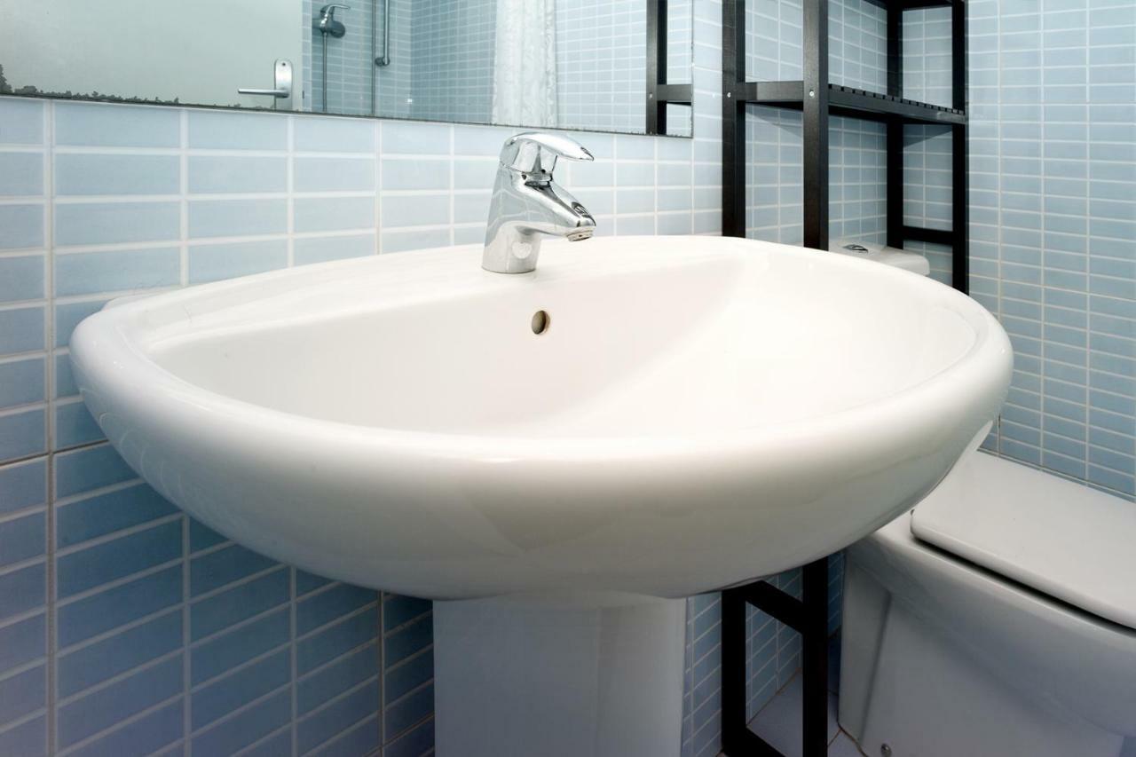 Apartamento Con Terraza, Balcon De Barcelona Esplugues de Llobregat Bagian luar foto