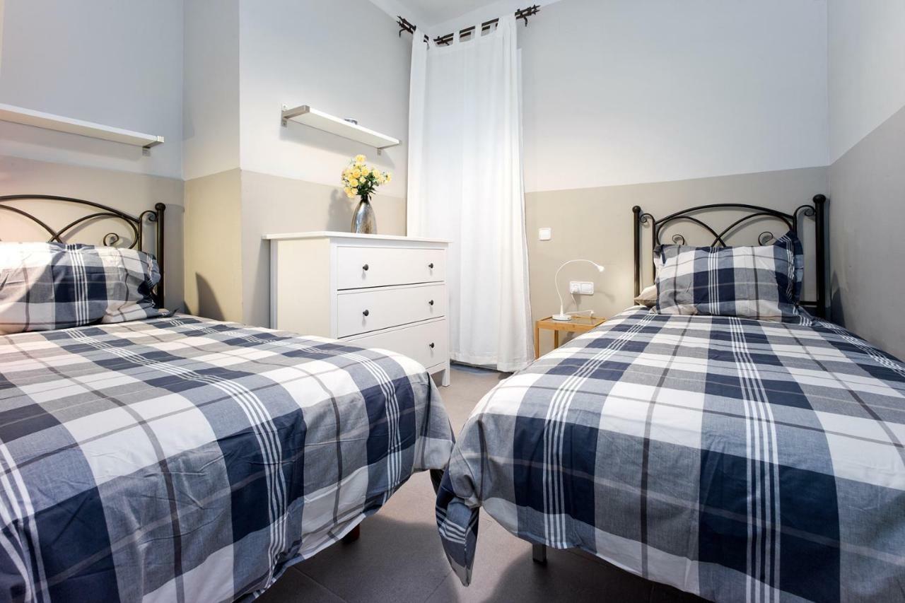 Apartamento Con Terraza, Balcon De Barcelona Esplugues de Llobregat Bagian luar foto